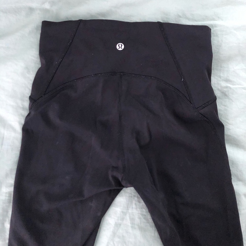 Train Times Lululemon Leggings